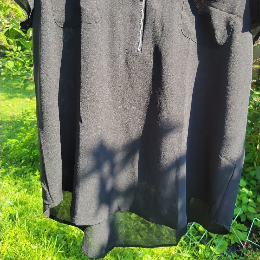 Black 1/4 Zip Top‎ - Picture 5 of 10